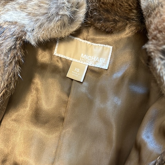Micheal Kors fur vest - Picture 2 of 4
